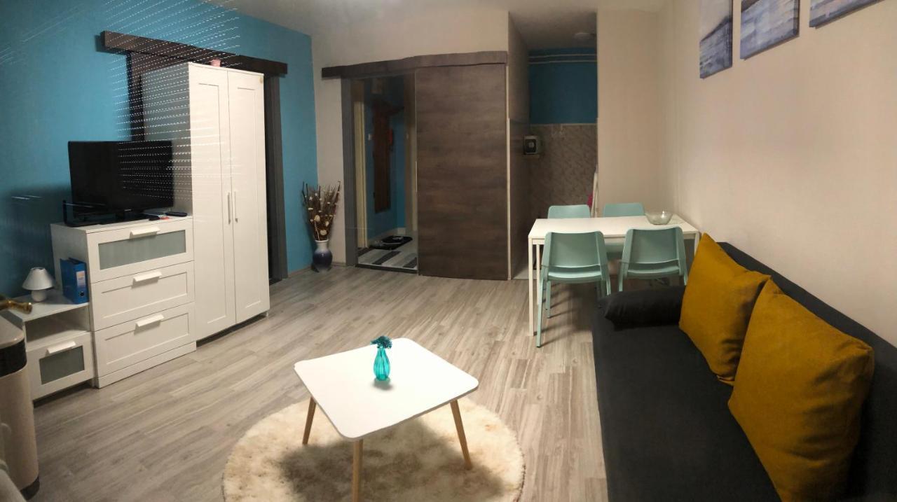 Happy Bunnies Apartman I - Gunarasfurdo Dombóvár Εξωτερικό φωτογραφία